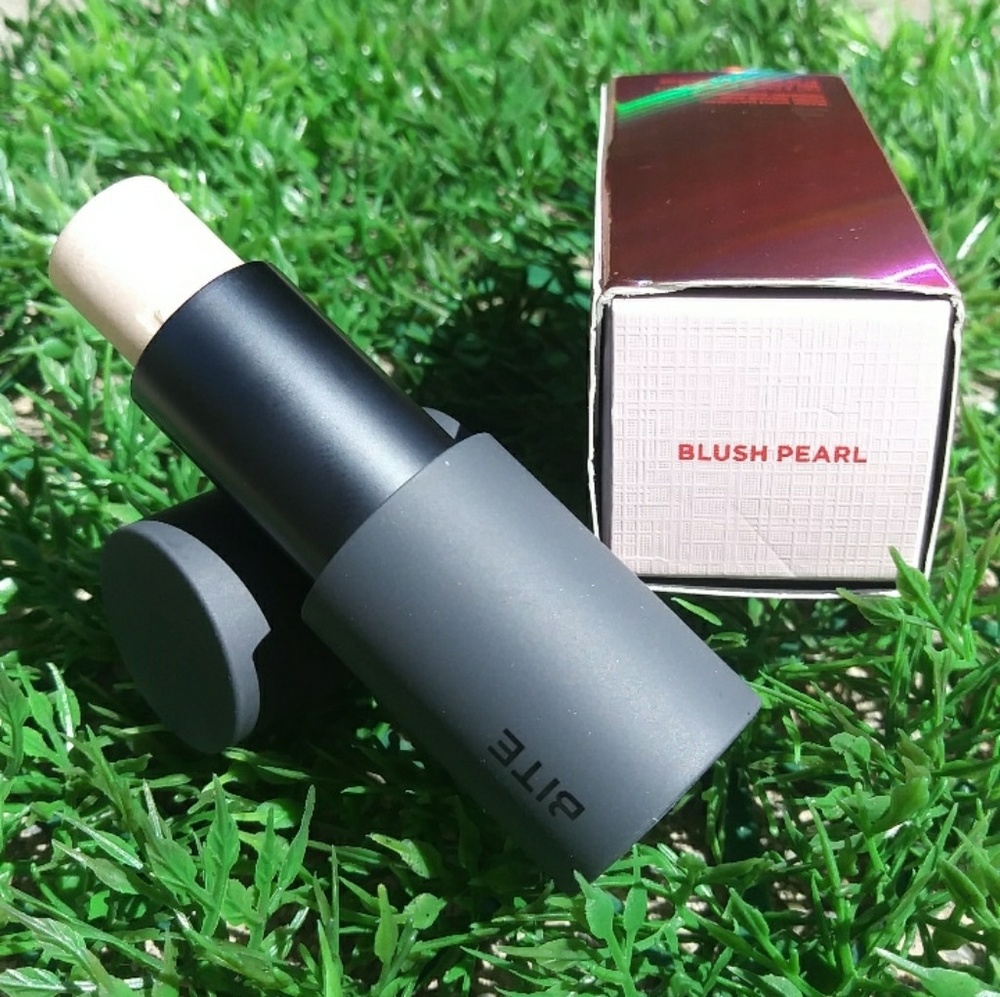 NWT BITE BEAUTY- Prismatic Blush Pearl Multi-stick